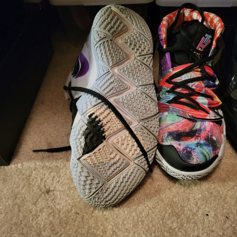 Nike Kyrie Irving Kybrid S2